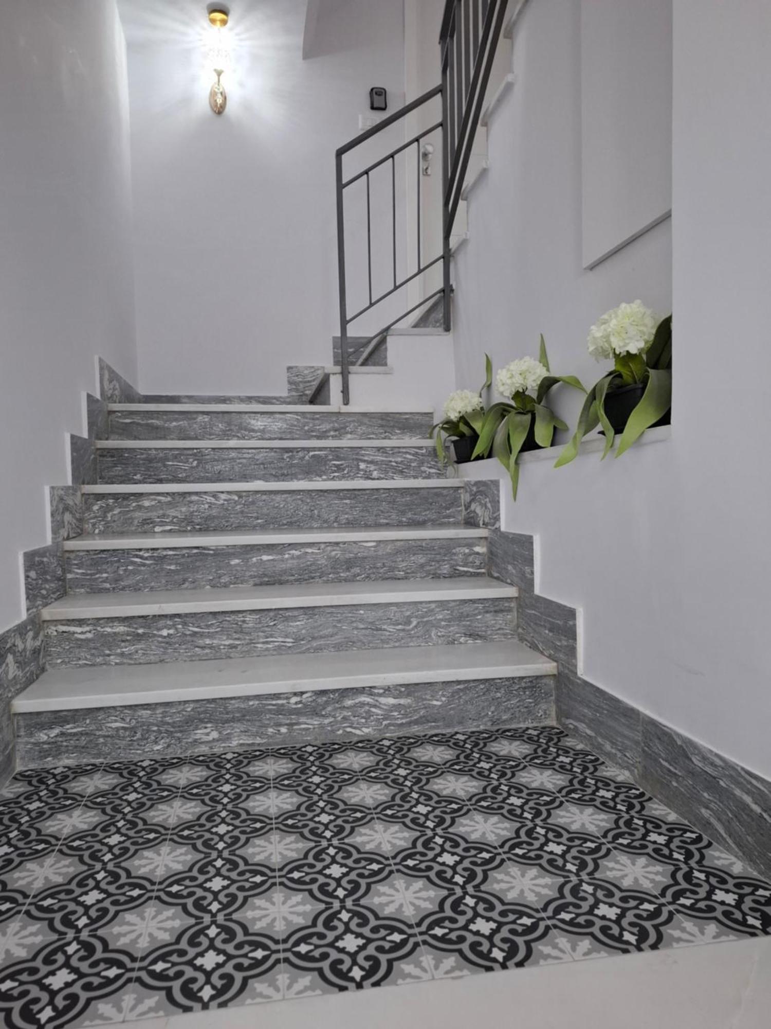 Mariam Royal Apartment & Rooms Reggio di Calabria Dış mekan fotoğraf
